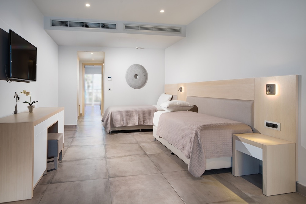 Porto Bello Royal - All inclusive — Hotel rooms in Kardamena, South Aegean