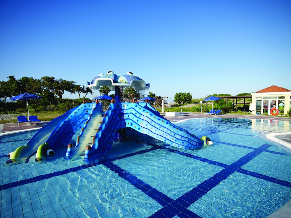 Porto Bello Royal - All inclusive — Attractions for children in Kardamena, South Aegean