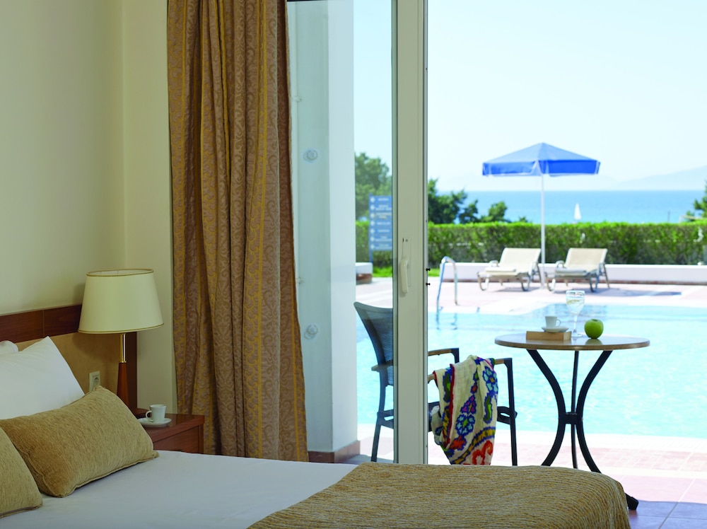 Porto Bello Royal - All inclusive — Hotel rooms in Kardamena, South Aegean