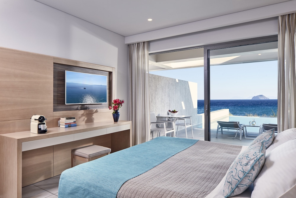 Porto Bello Royal - All inclusive — Hotel rooms in Kardamena, South Aegean