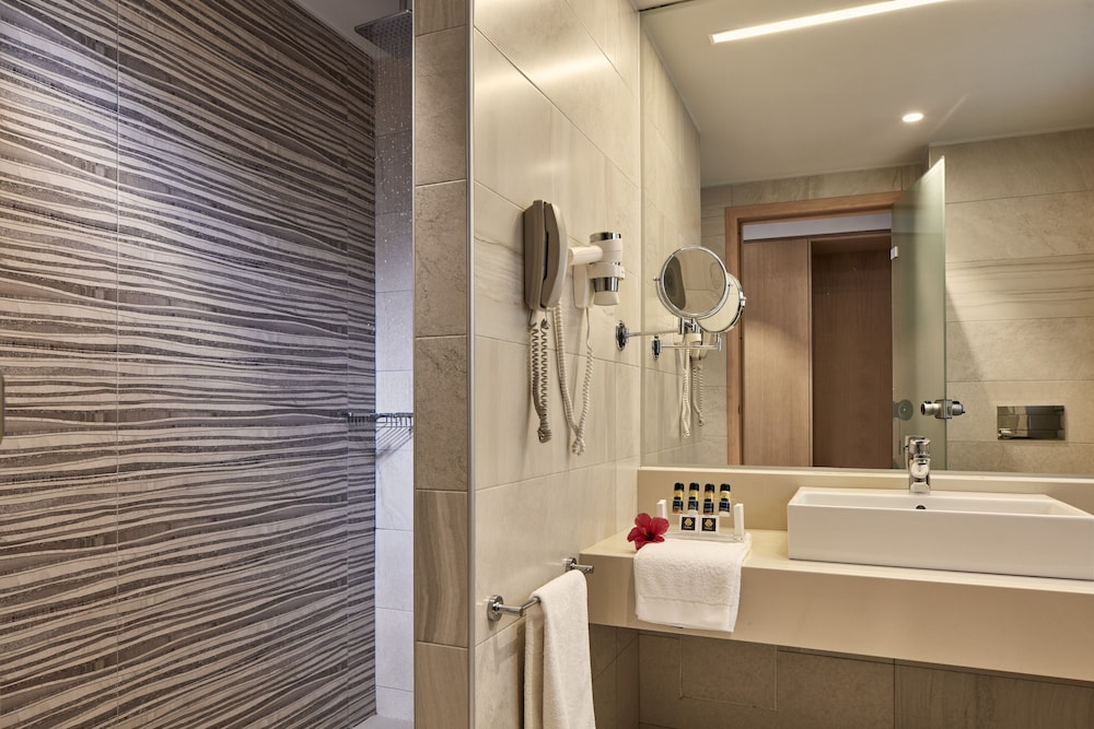 Porto Bello Royal - All inclusive — Hotel rooms in Kardamena, South Aegean