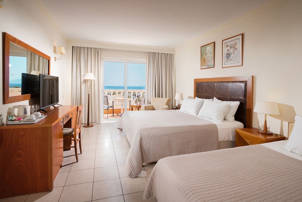 Porto Bello Royal - All inclusive — Hotel rooms in Kardamena, South Aegean
