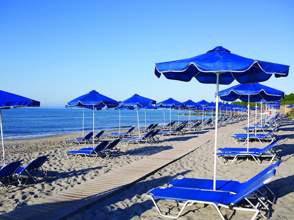Porto Bello Royal - All inclusive — Beach in Kardamena, South Aegean