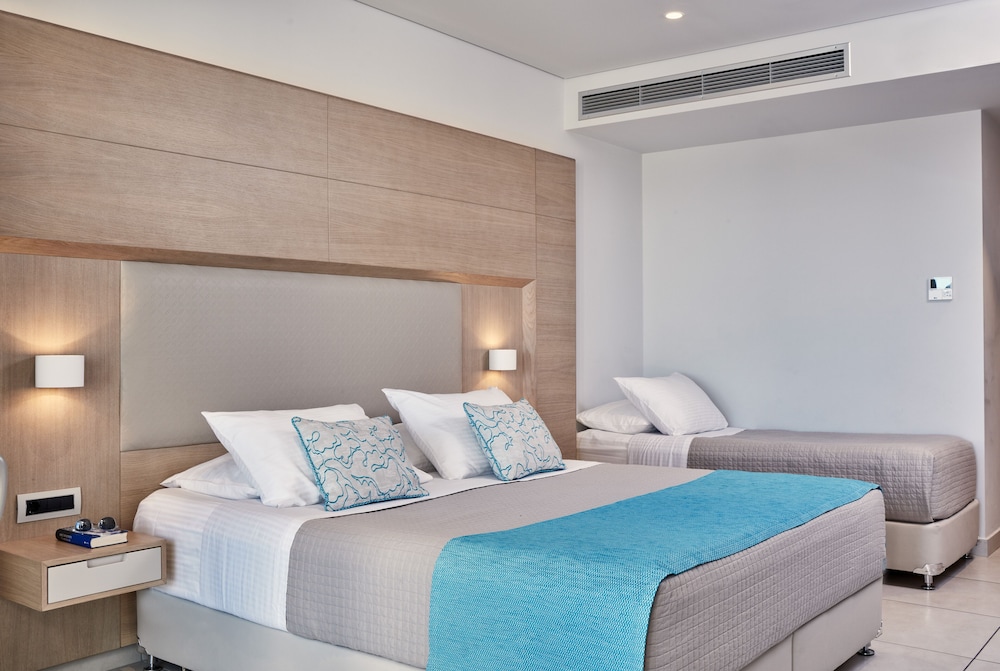Porto Bello Royal - All inclusive — Hotel rooms in Kardamena, South Aegean