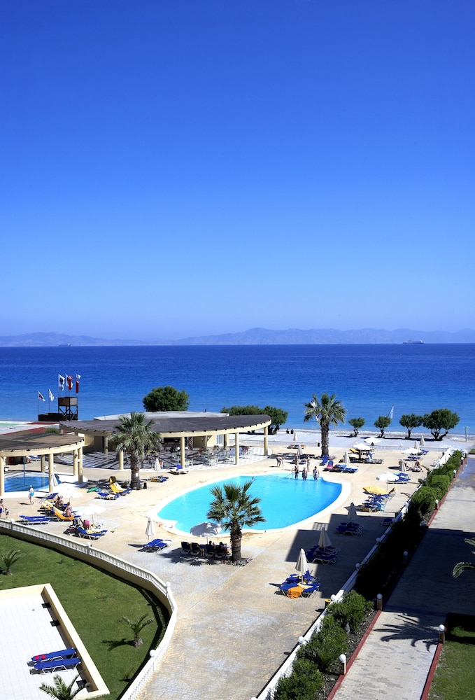 Sunshine Rhodes - All Inclusive — Pool in Ialyssos, South Aegean