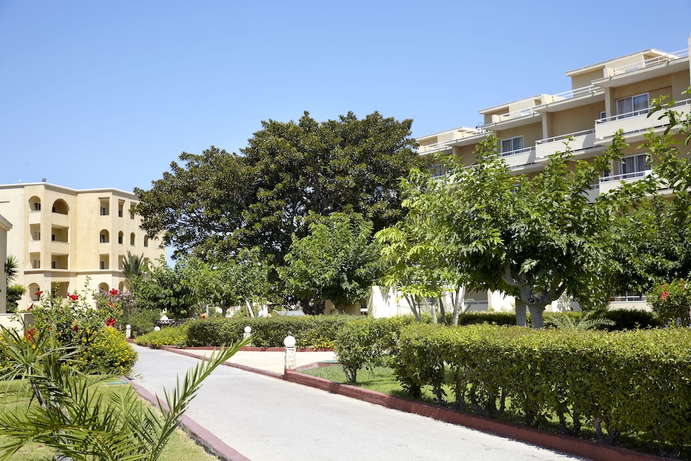 Sunshine Rhodes - All Inclusive — Shared spaces in Ialyssos, South Aegean