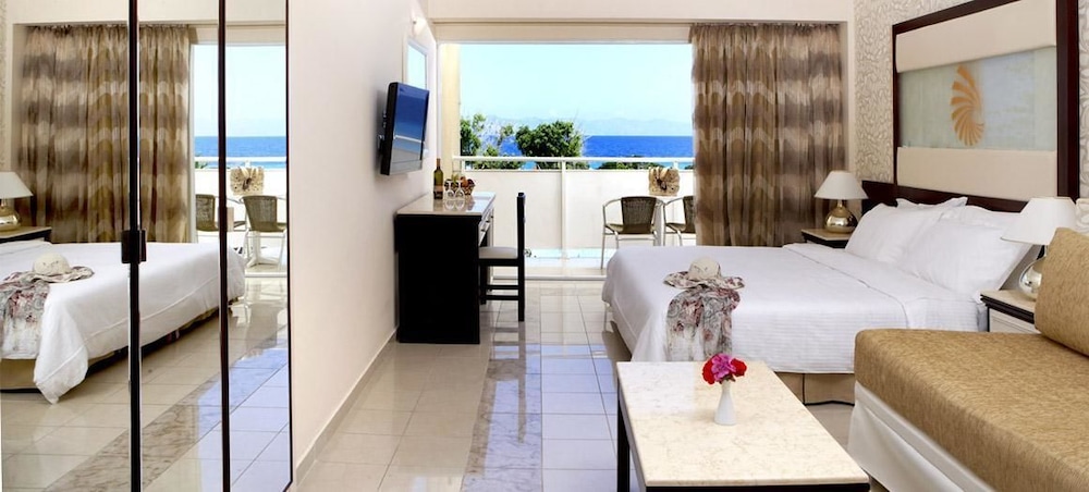 Sunshine Rhodes - All Inclusive — Rooms in Ialyssos, South Aegean
