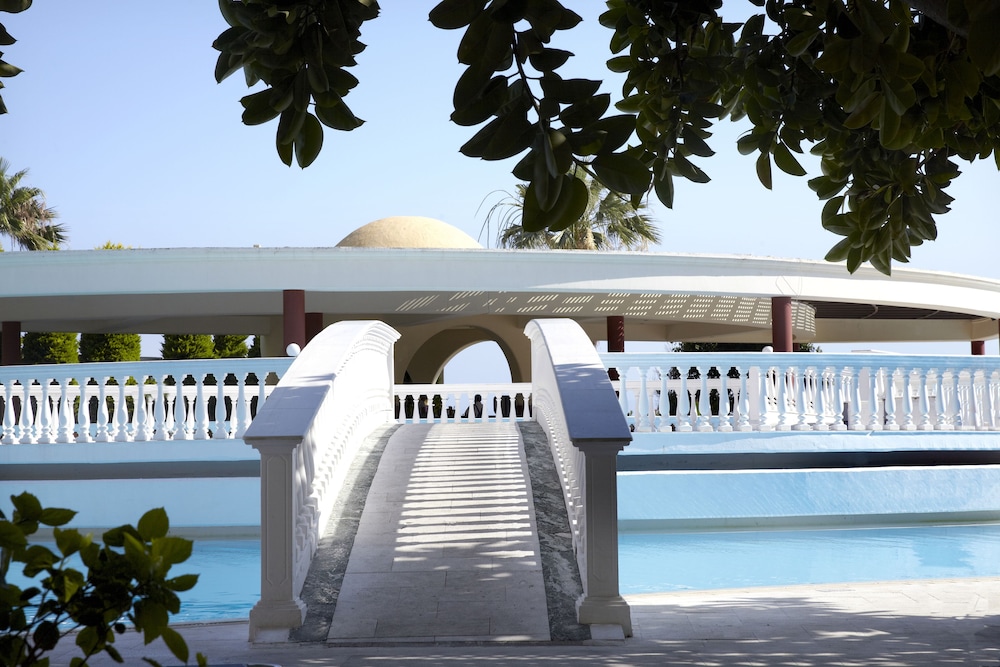 Sunshine Rhodes - All Inclusive — Restaurant in Ialyssos, South Aegean