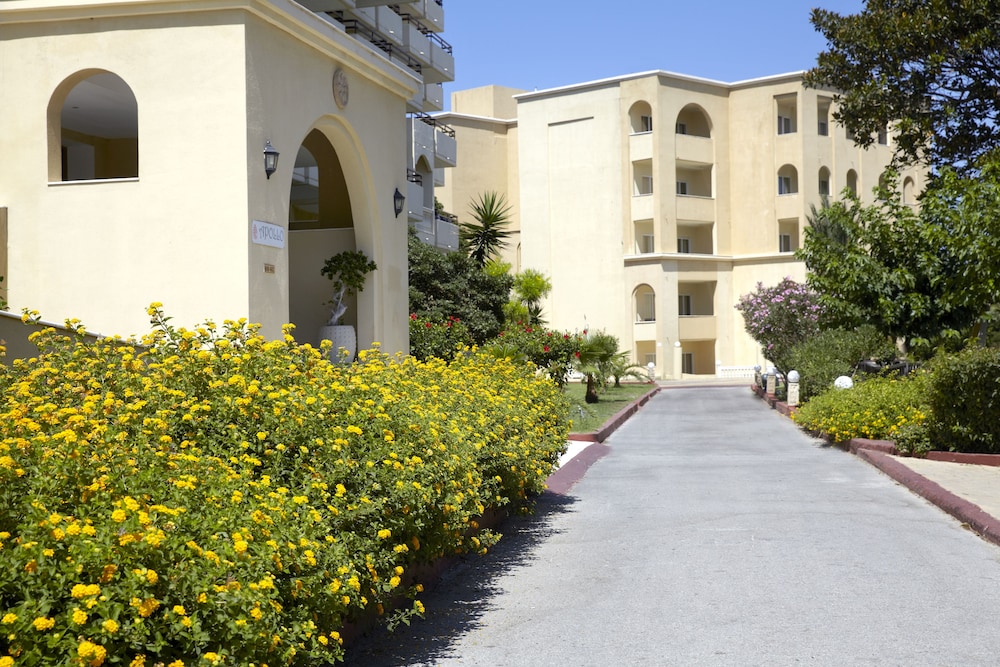 Sunshine Rhodes - All Inclusive — Shared spaces in Ialyssos, South Aegean