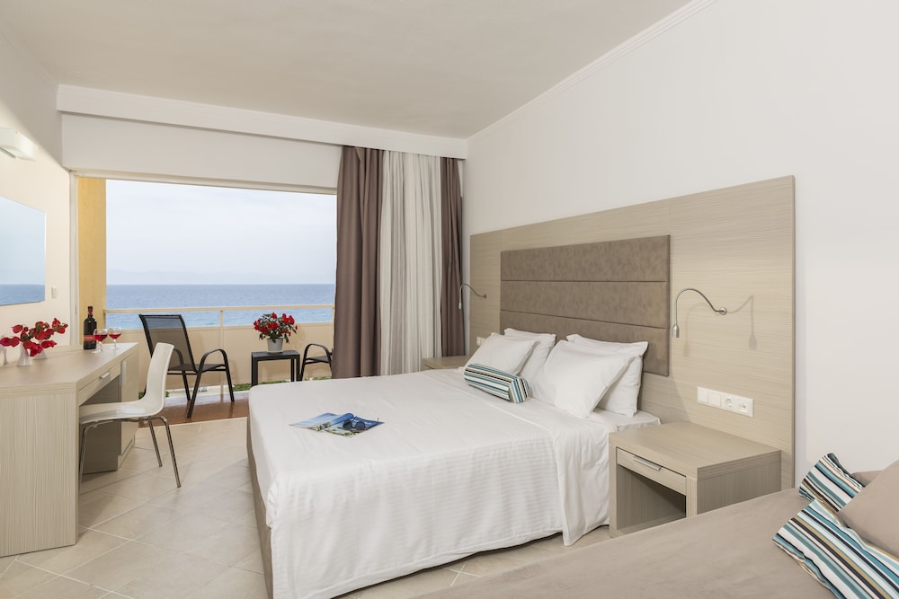 Sunshine Rhodes - All Inclusive — Rooms in Ialyssos, South Aegean