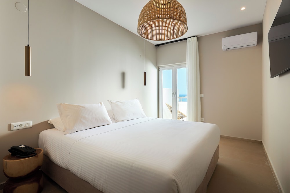 Lotus Rise Hotel — Hotel rooms in Hersonissos