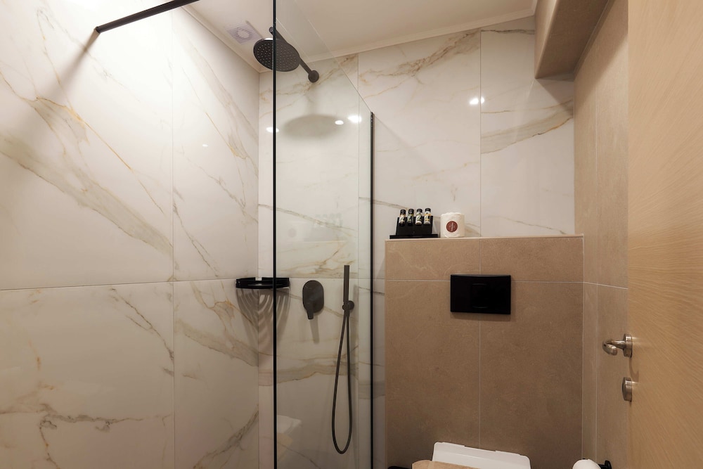 Lotus Rise Hotel — Hotel rooms in Hersonissos