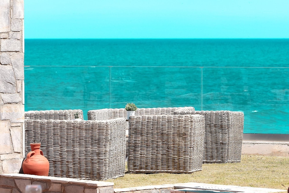 St. Constantin Beach Hotel and Spa — Beach in Gouves