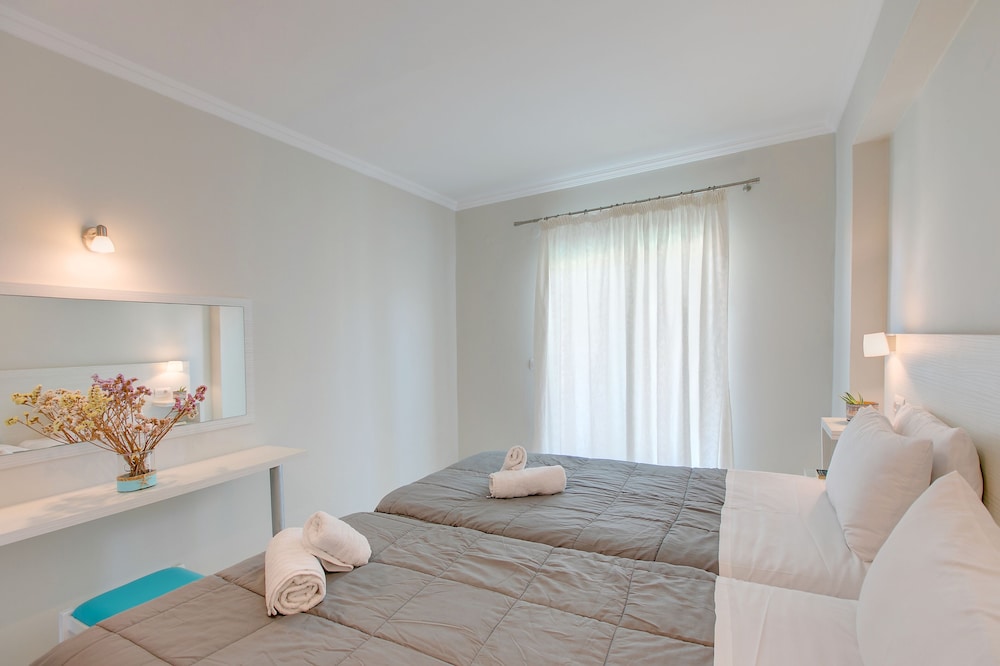 Club Zante Plaza — Hotel rooms in Laganas, Ionian Islands