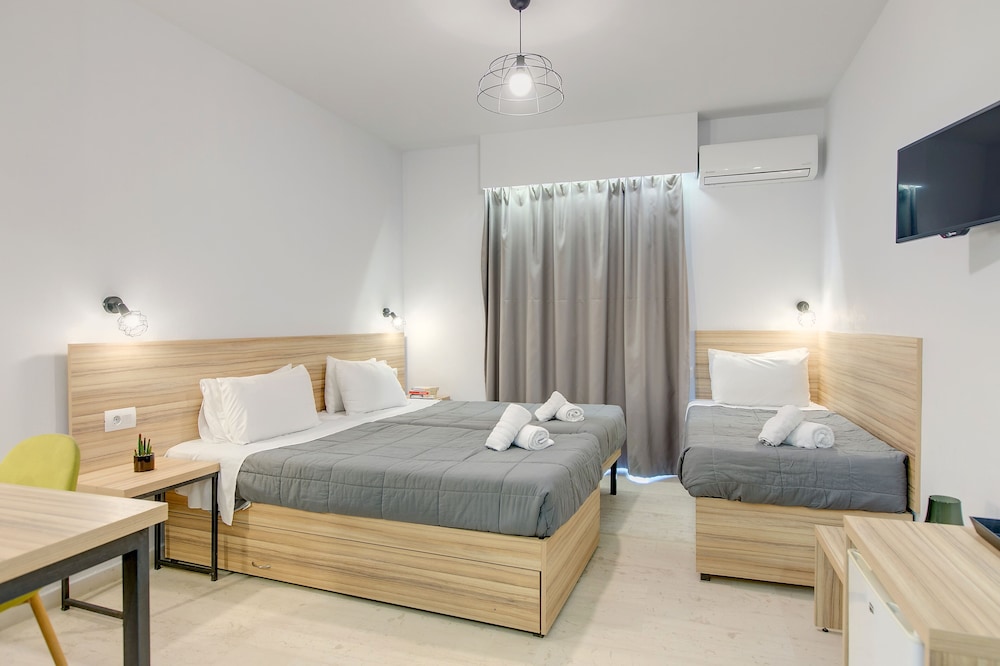 Club Zante Plaza — Hotel rooms in Laganas, Ionian Islands