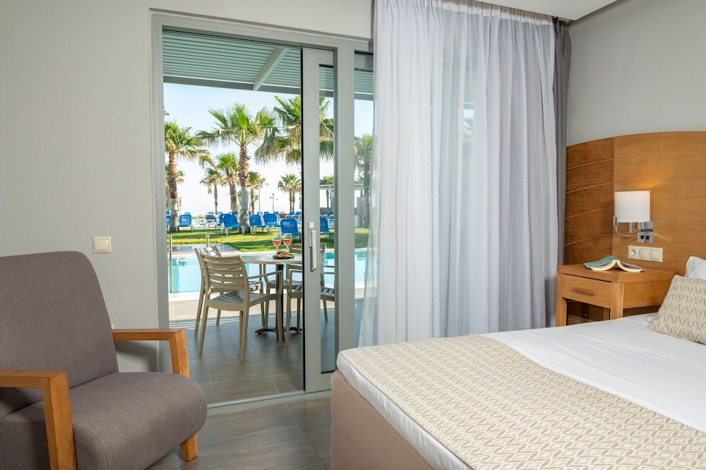 Lyttos Beach - All Inclusive — Rooms in Hersonissos