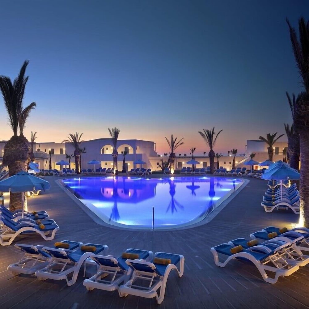 Lyttos Beach - All Inclusive — Pool in Hersonissos