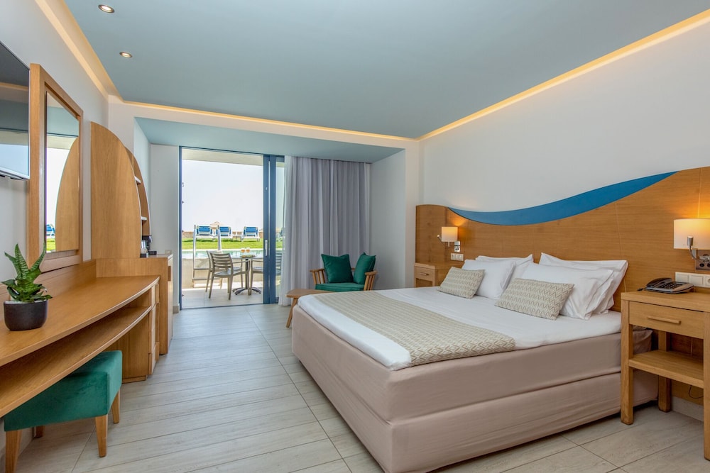 Lyttos Beach - All Inclusive — Rooms in Hersonissos