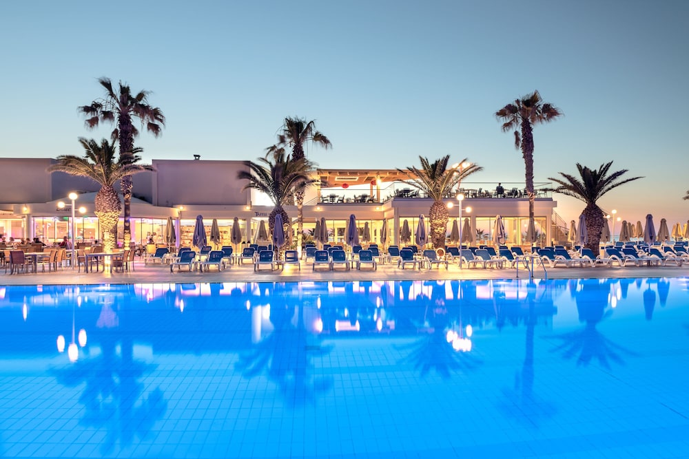 Lyttos Beach - All Inclusive — Pool in Hersonissos