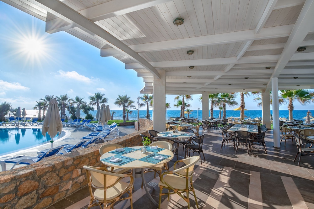Lyttos Beach - All Inclusive — Restaurant in Hersonissos