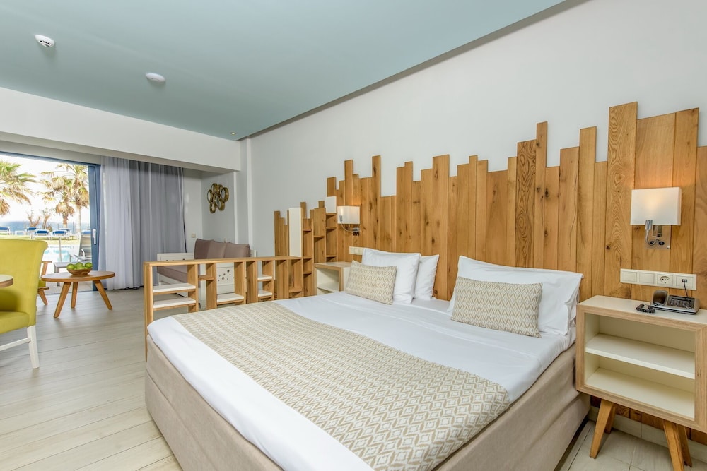 Lyttos Beach - All Inclusive — Rooms in Hersonissos