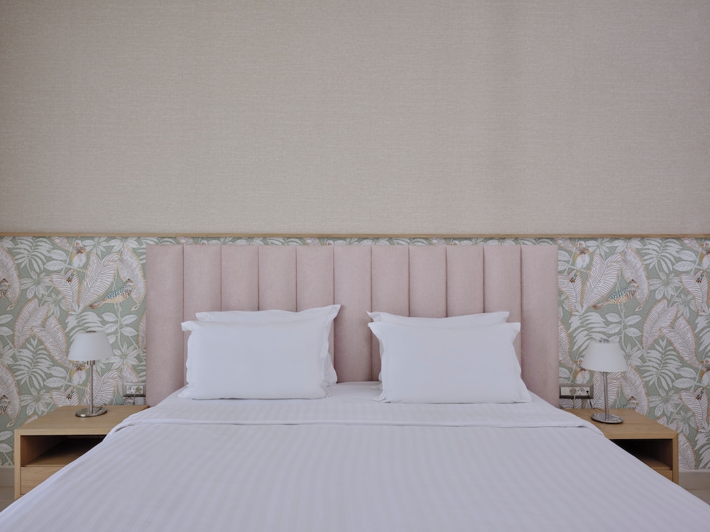 Atlantica Eleon Grand Resort - All Inclusive — Hotel rooms in Tsilivi, Ionian Islands