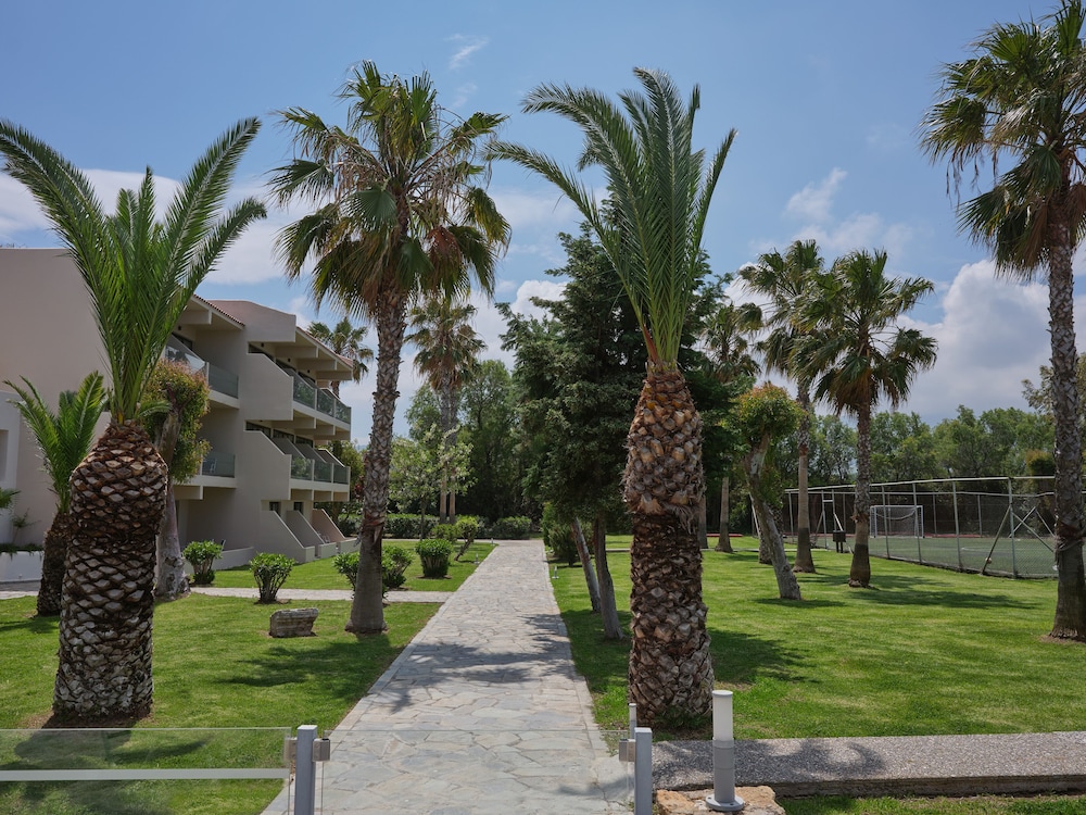 Atlantica Thalassa Hotel - All Inclusive — Hotel building in Kos Town, South Aegean