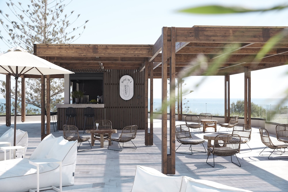 Ella Helea — Restaurant & bars in Kallithea (Rhodes), South Aegean