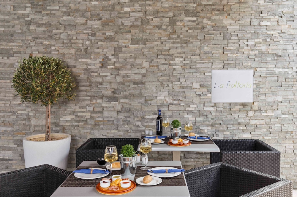 Atlantica Holiday Village Rhodes — Restaurant & bars in Kolymbia, South Aegean