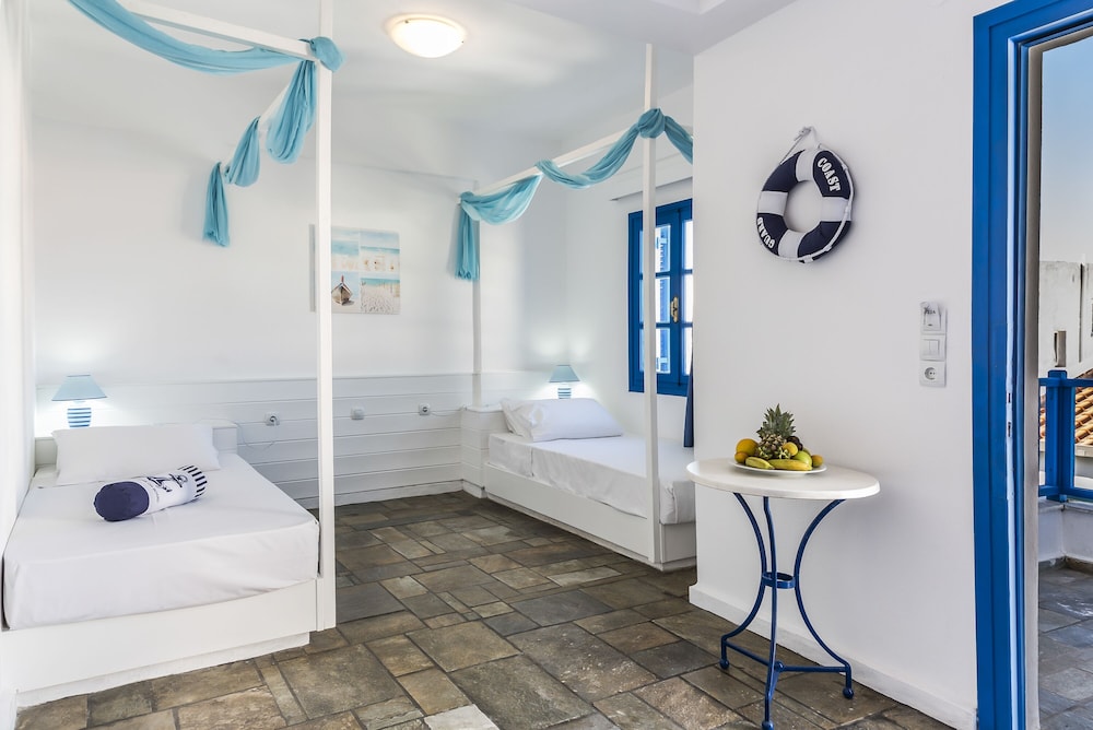 Elmi Suites Beach Hotel - All Inclusive — Hotel rooms in Hersonissos