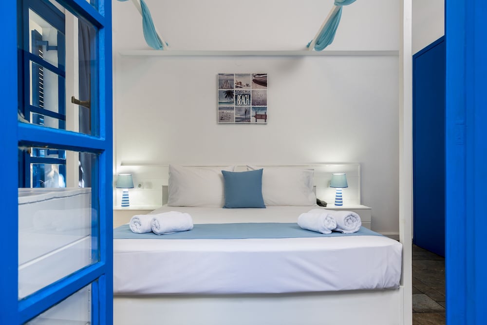 Elmi Suites Beach Hotel - All Inclusive — Hotel rooms in Hersonissos