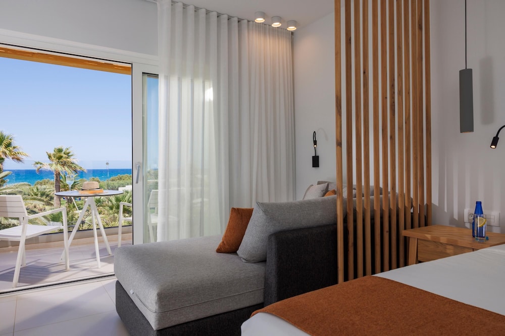 Anissa Beach & Village — Hotel rooms in Hersonissos