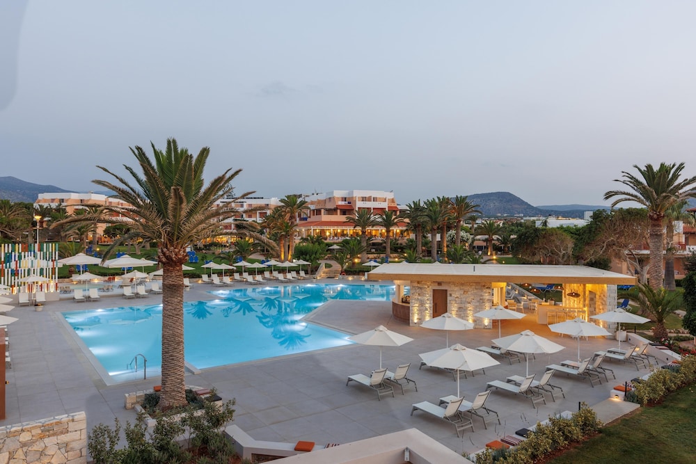 Anissa Beach & Village — Swimming pool in Hersonissos