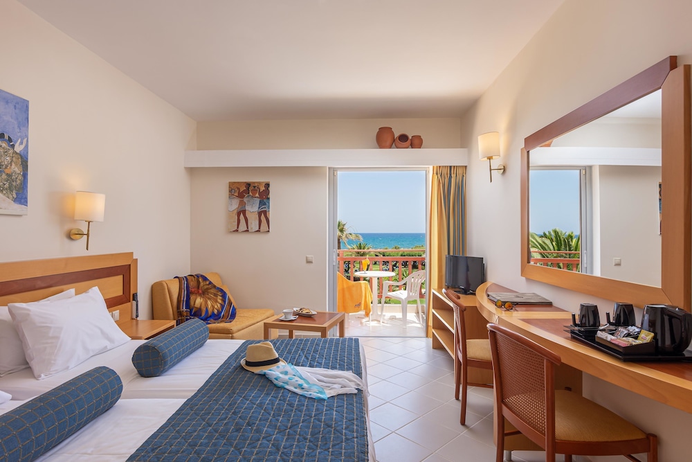 Anissa Beach & Village — Hotel rooms in Hersonissos