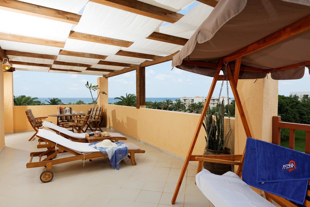 Anissa Beach & Village — Hotel rooms in Hersonissos