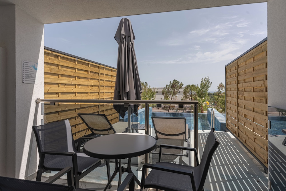 Caretta Paradise Resort & Waterpark — Swimming pool in Tsilivi, Ionian Islands