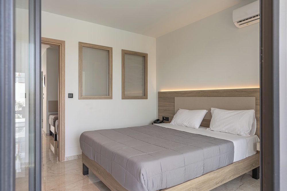Caretta Paradise Resort & Waterpark — Hotel rooms in Tsilivi, Ionian Islands