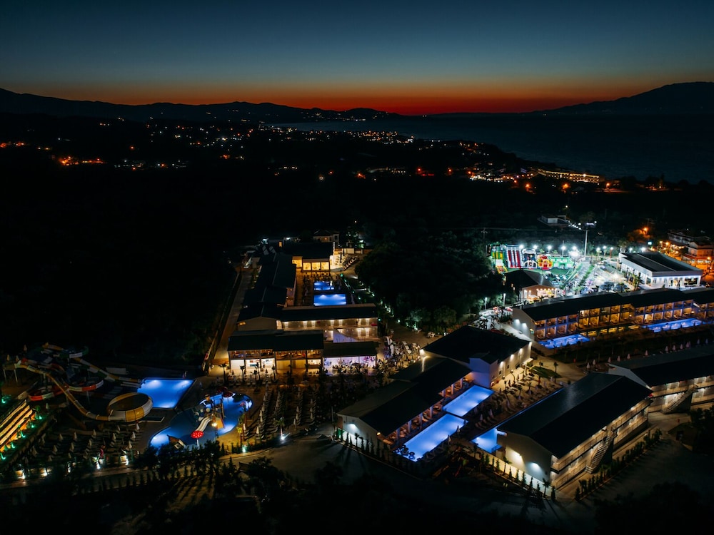Caretta Paradise Resort & Waterpark — Attractions in the area in Tsilivi, Ionian Islands