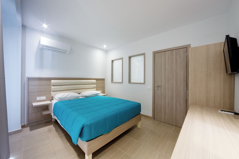 Caretta Paradise Resort & Waterpark — Hotel rooms in Tsilivi, Ionian Islands