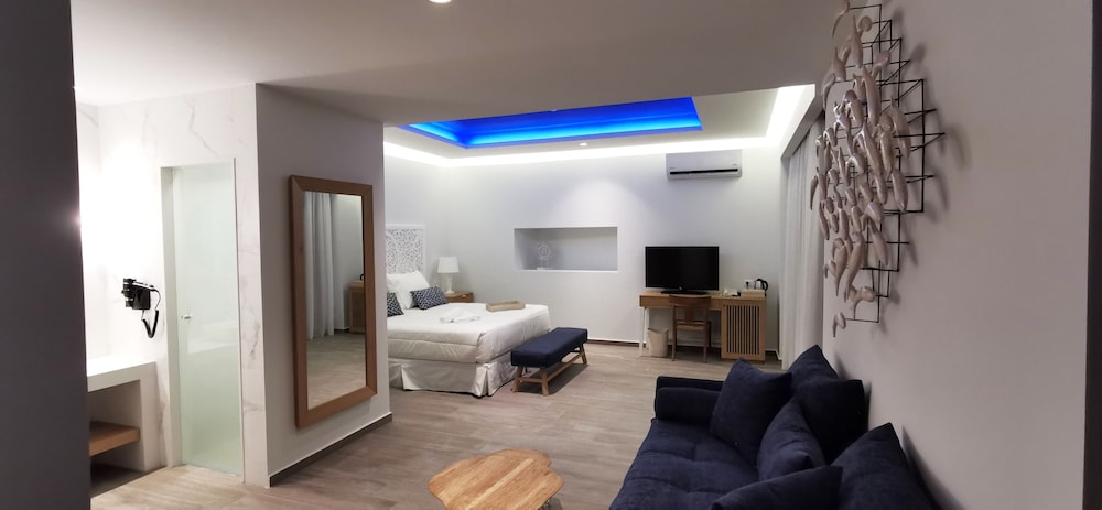 Axel Beach Crete - Adults Only — Hotel rooms in Hersonissos