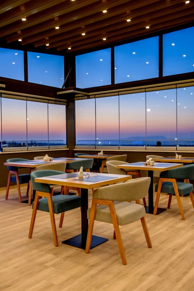 Axel Beach Crete - Adults Only — Restaurant & bars in Hersonissos
