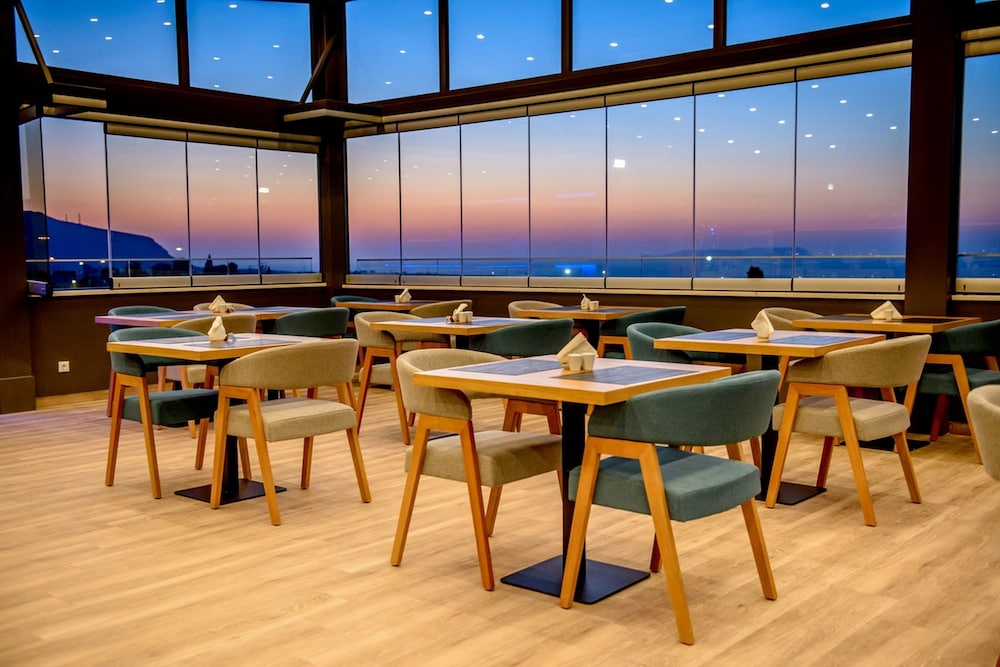 Axel Beach Crete - Adults Only — Restaurant & bars in Hersonissos