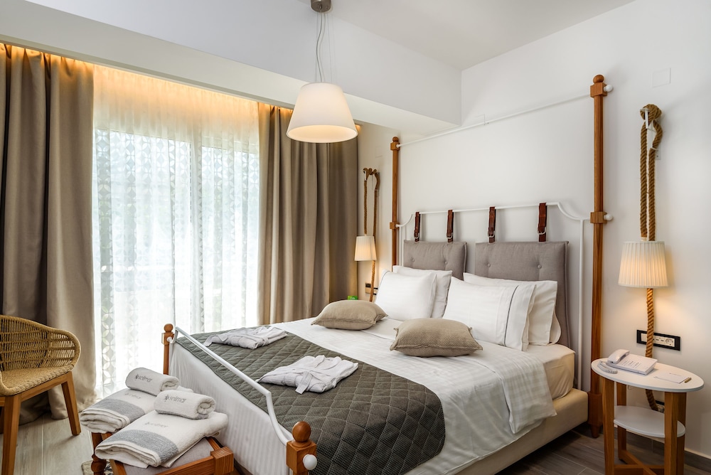 Solimar White Pearl Adults Only - All Inclusive — Hotel rooms in Platanias