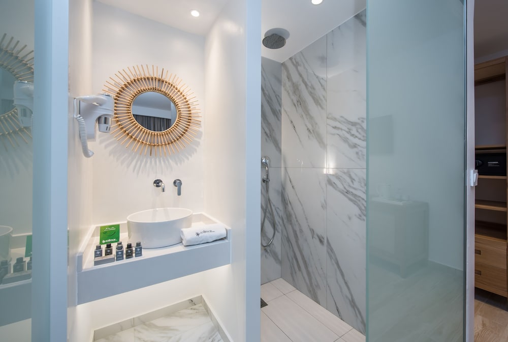 Solimar White Pearl Adults Only - All Inclusive — Hotel rooms in Platanias