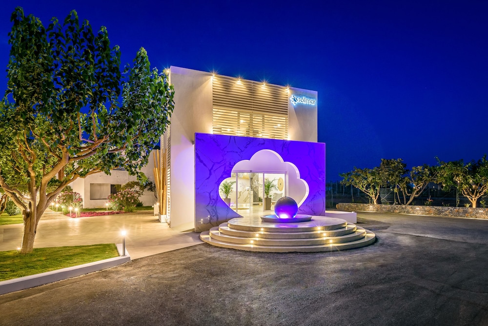 Solimar White Pearl Adults Only - All Inclusive — Hotel building in Platanias