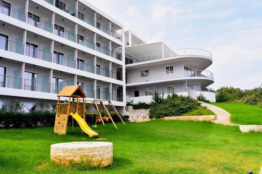 Atali Grand Resort — Attractions for children in Bali