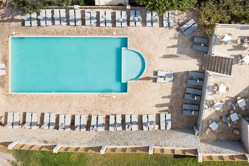 Atali Grand Resort — Swimming pool in Bali