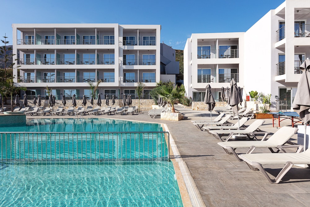 Atali Grand Resort — Swimming pool in Bali