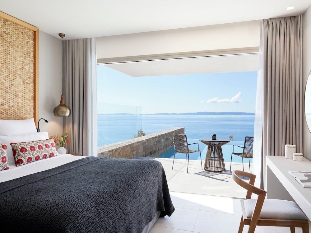 Elix, Mar-Bella Collection — Hotel rooms in Igoumenitsa, Epirus