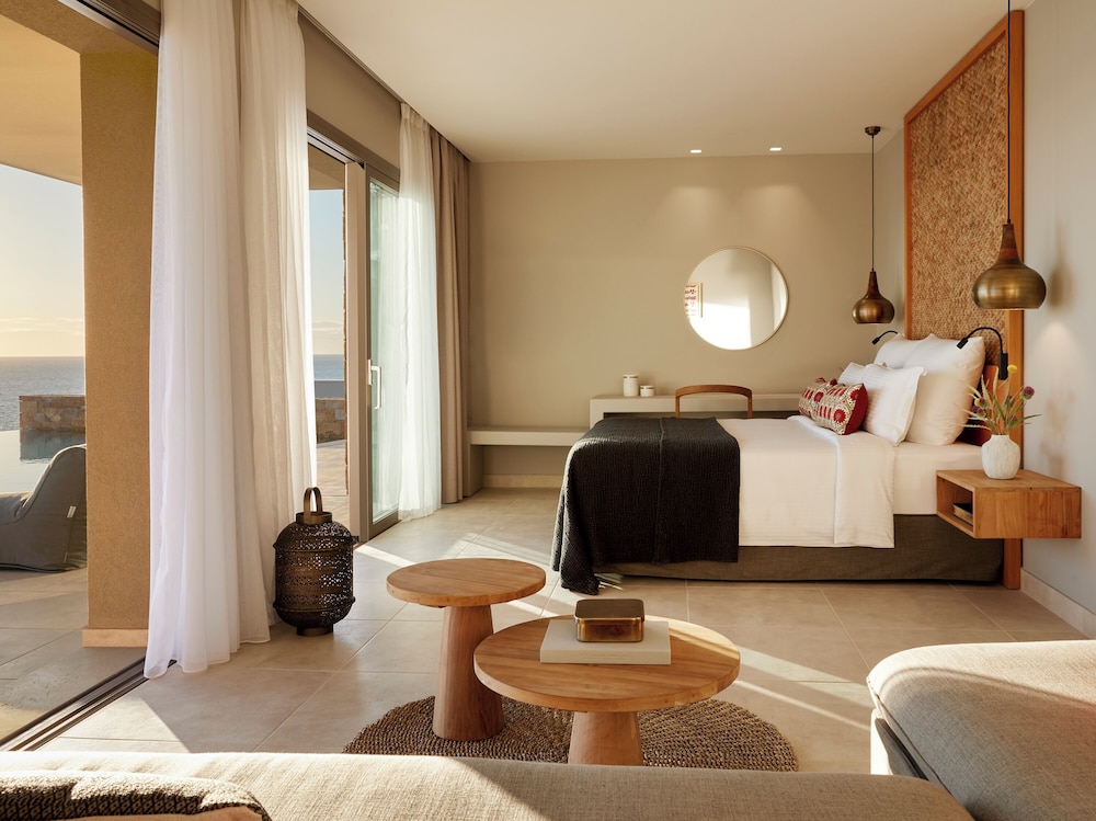 Elix, Mar-Bella Collection — Hotel rooms in Igoumenitsa, Epirus